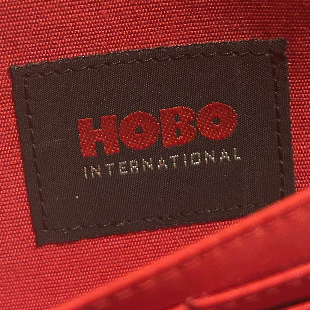 HOBO black leather clutch - Picture 7 of 8